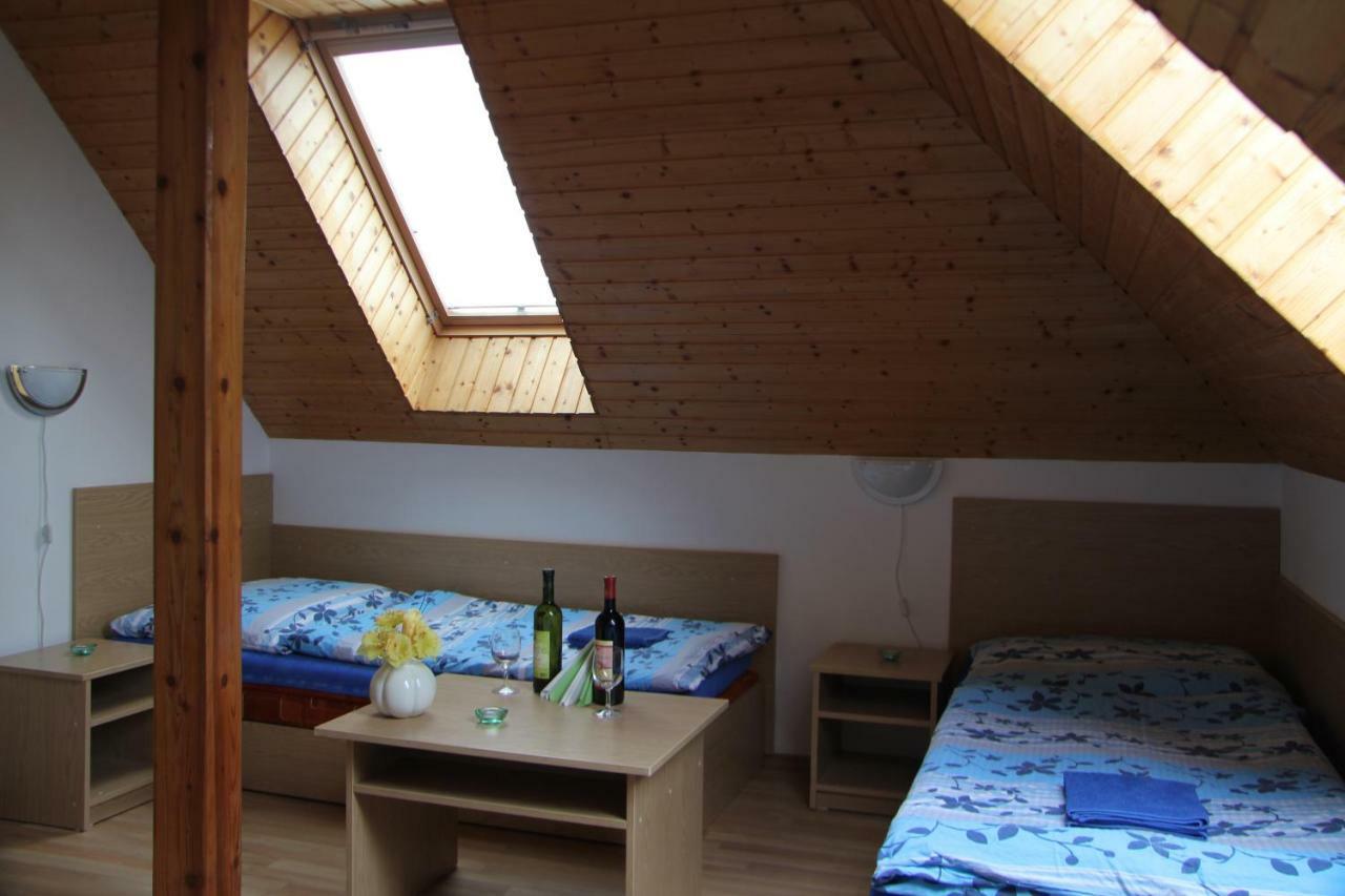 Penzión BREJK Liptovske Sliace Exterior foto